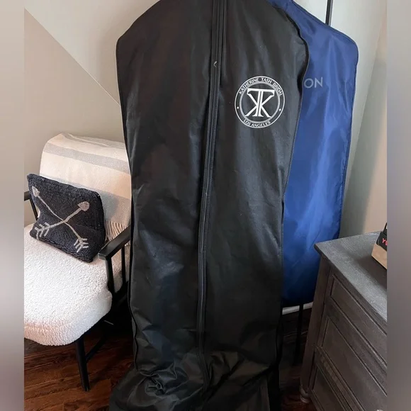 Katherine Tash REN wedding dress - Picture 3 of 14